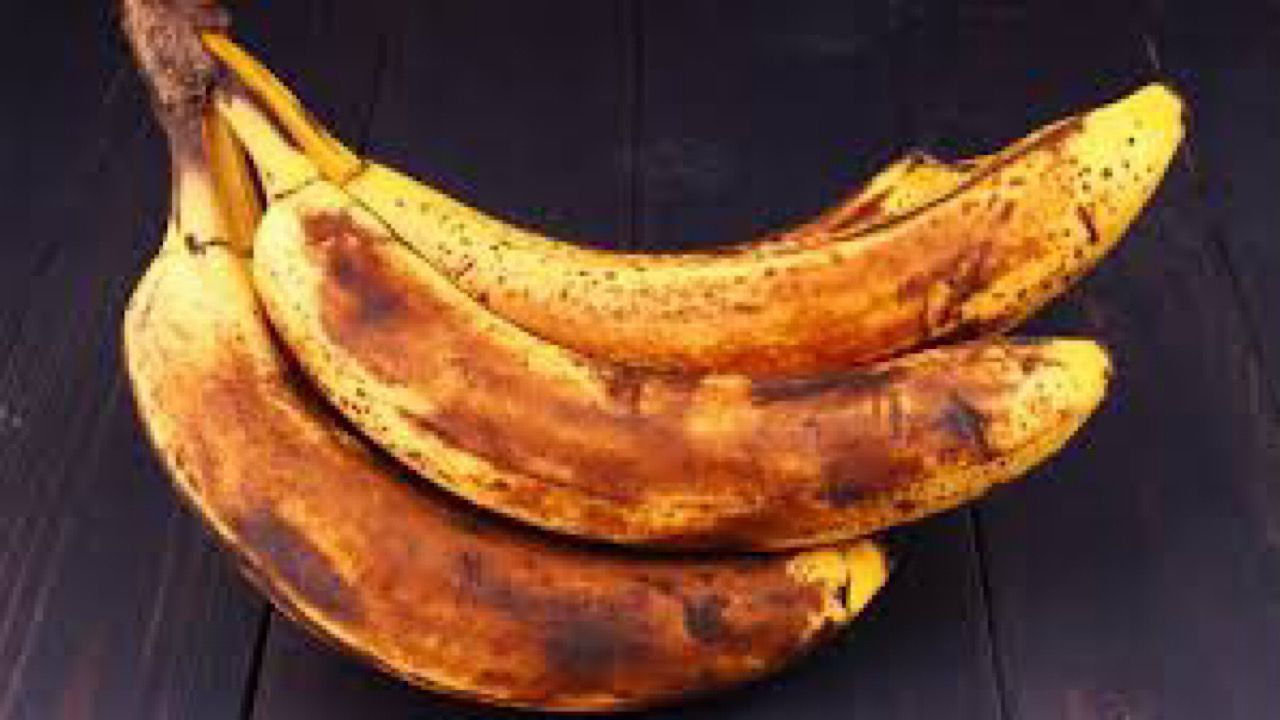 فؤائد صحية مدهشة لتناول الموز الأسود