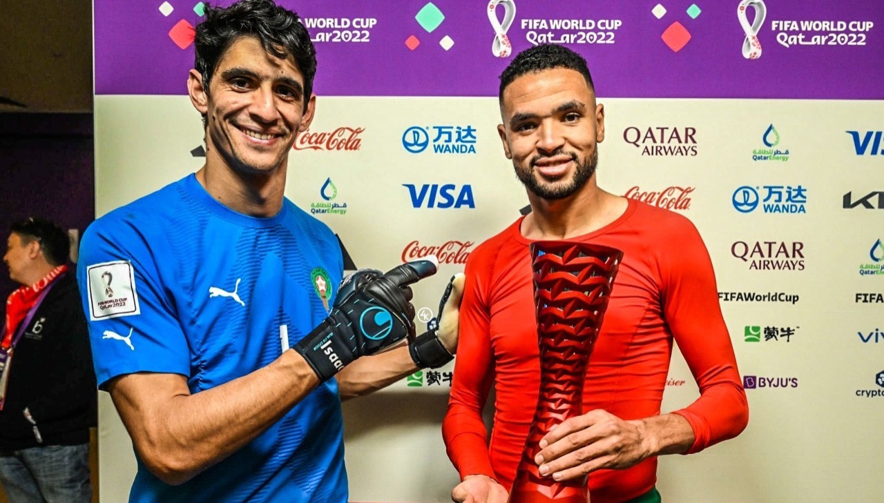 حارس مرمى المغرب يحقق رقمًا قياسيًا في مونديال قطر