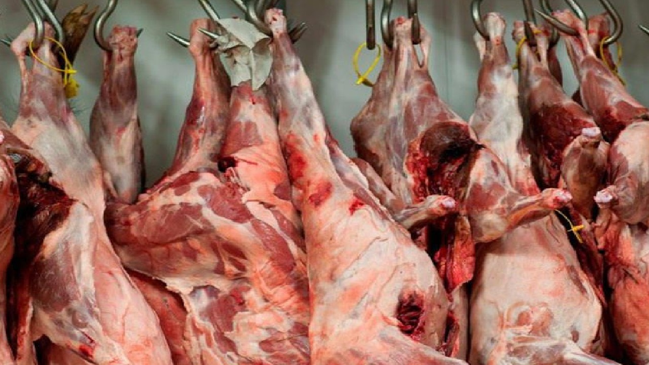 الغذاء والدواء ترفع حظر استيراد اللحوم من الصومال