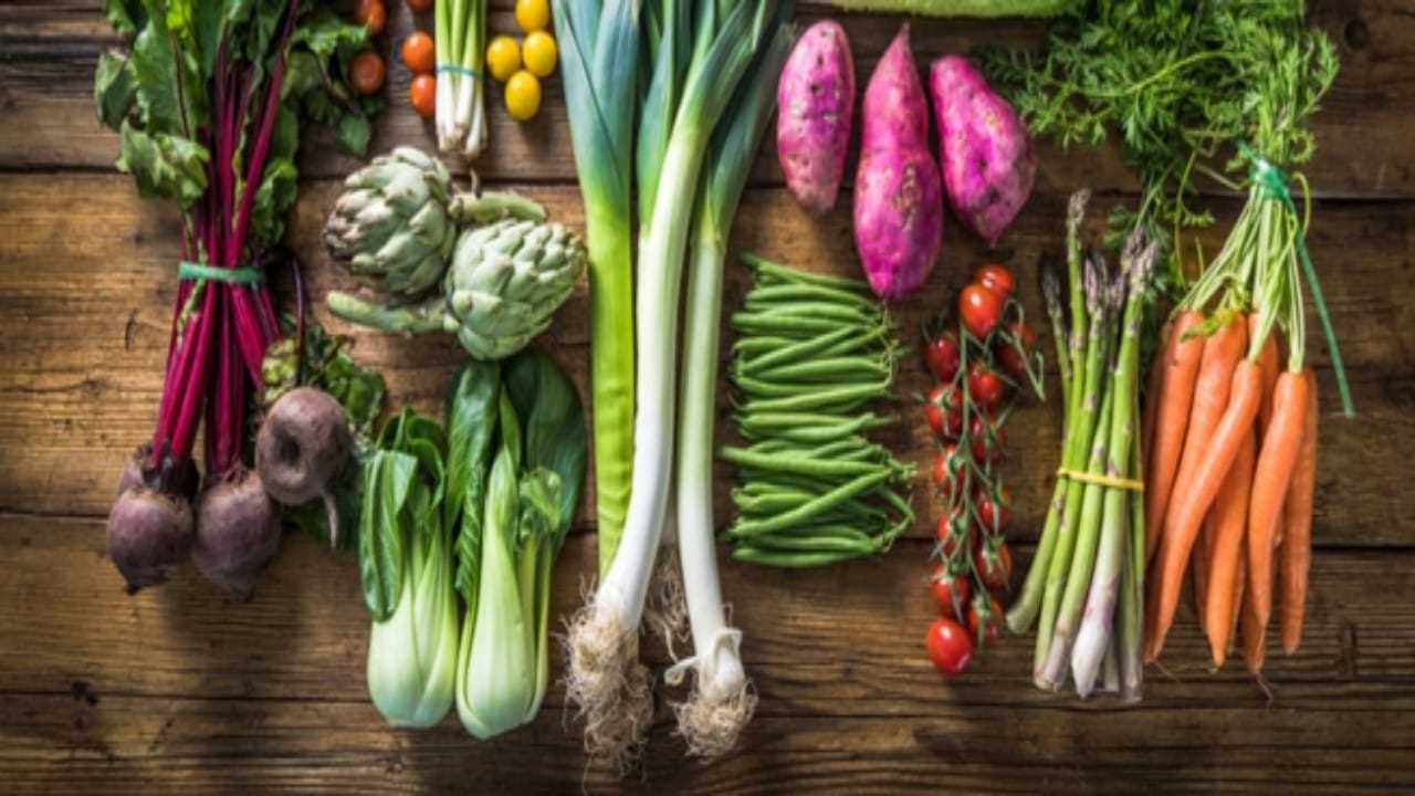 قائمة بالخضروات التي تحمي من سرطان القولون والمستقيم