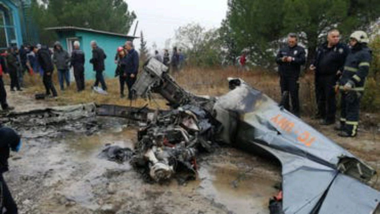 مقتل شخصين إثر تحطم طائرة في تركيا