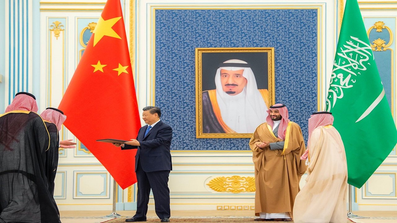 منح رئيس الصين شهادة الدكتوراه الفخرية في الإدارة من جامعة الملك سعود