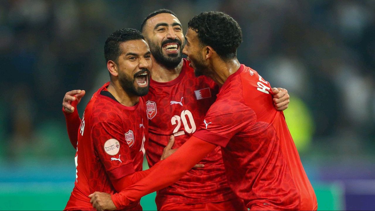 البحرين تتأهل رفقة قطر إلى نصف نهائي كأس الخليج 25