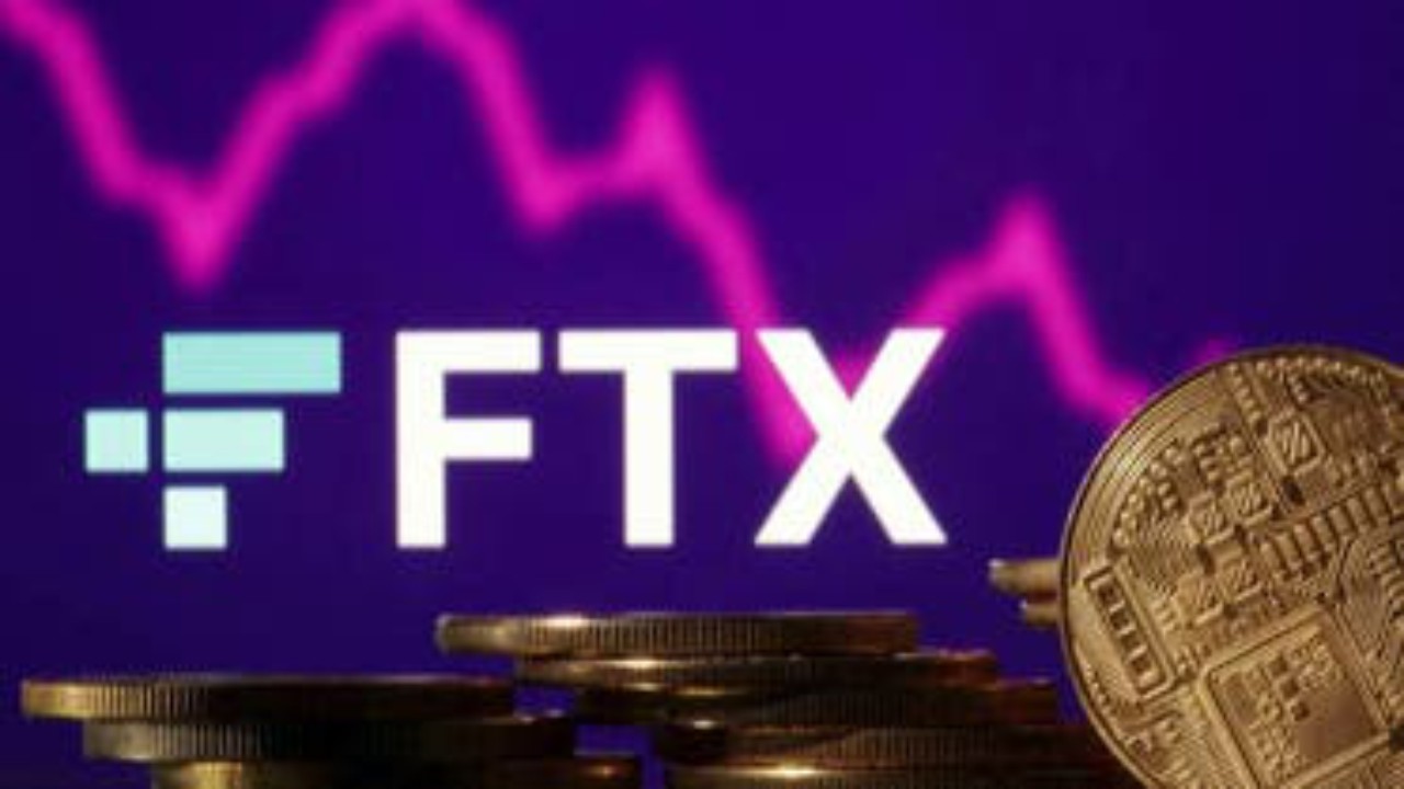 اختراق وسرقة 415 مليون دولار من العملات المشفرة ببورصة FTX