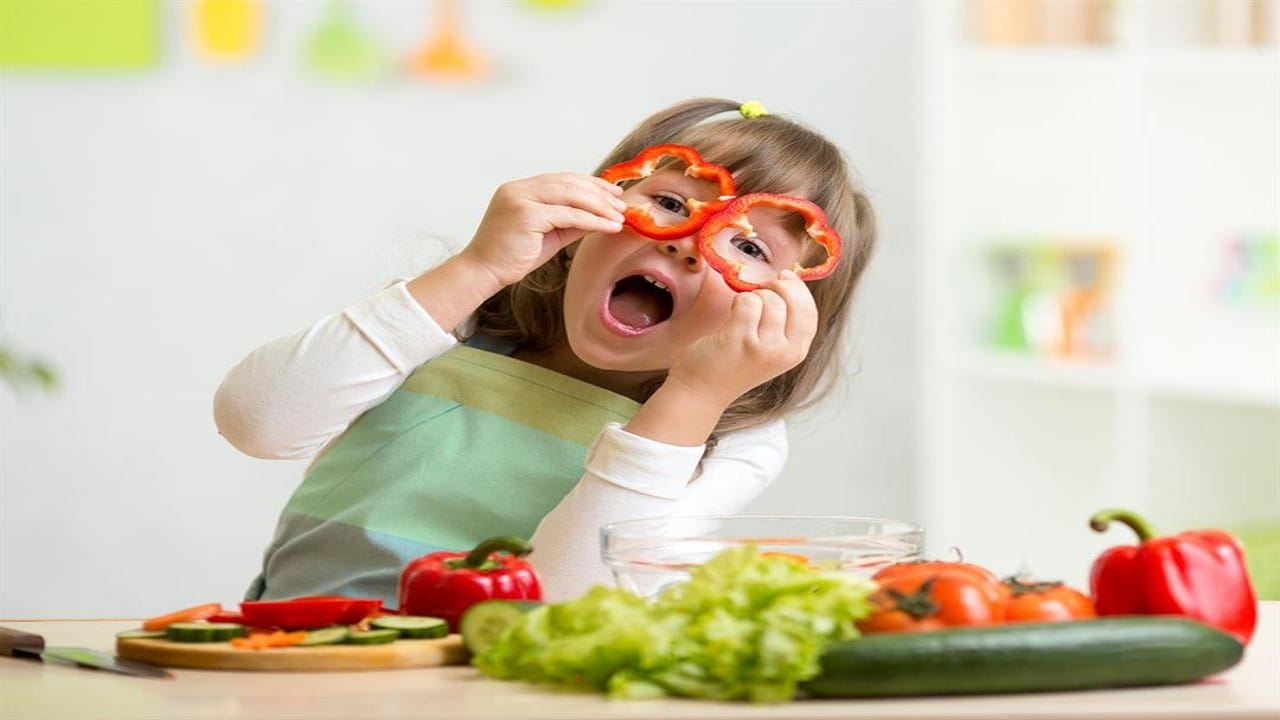 أطعمة تحافظ على صحة العيون