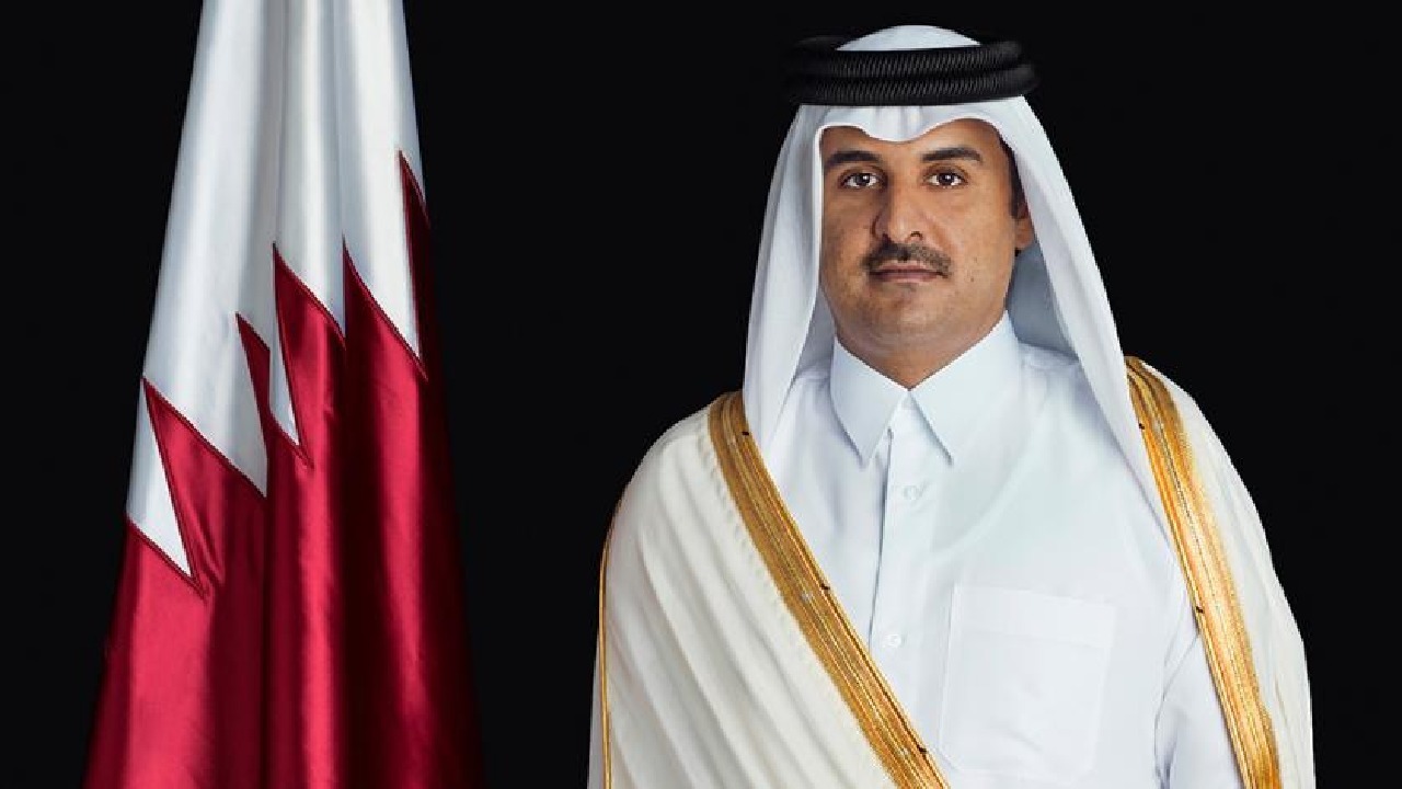 أمير قطر يعزي في ضحايا الزلزال في تركيا وسوريا