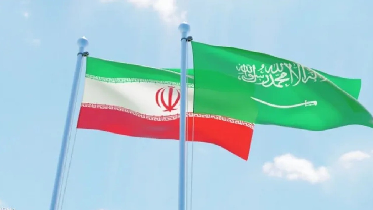 باحث سياسي: إيران ستوقف دعمها لميليشيا الحوثي لتحسين علاقاتها مع المملكة