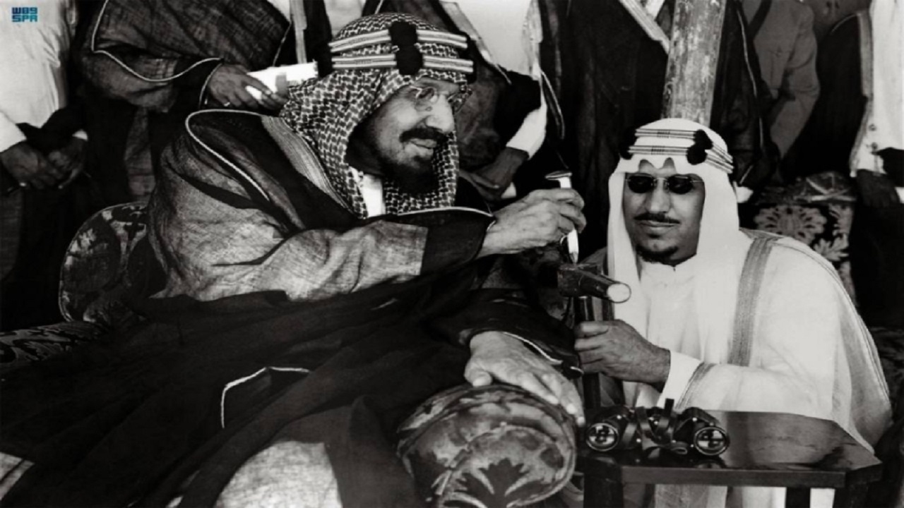 أبناء وبنات الملك عبدالعزيز الذين على قيد الحياة بالترتيب العمري