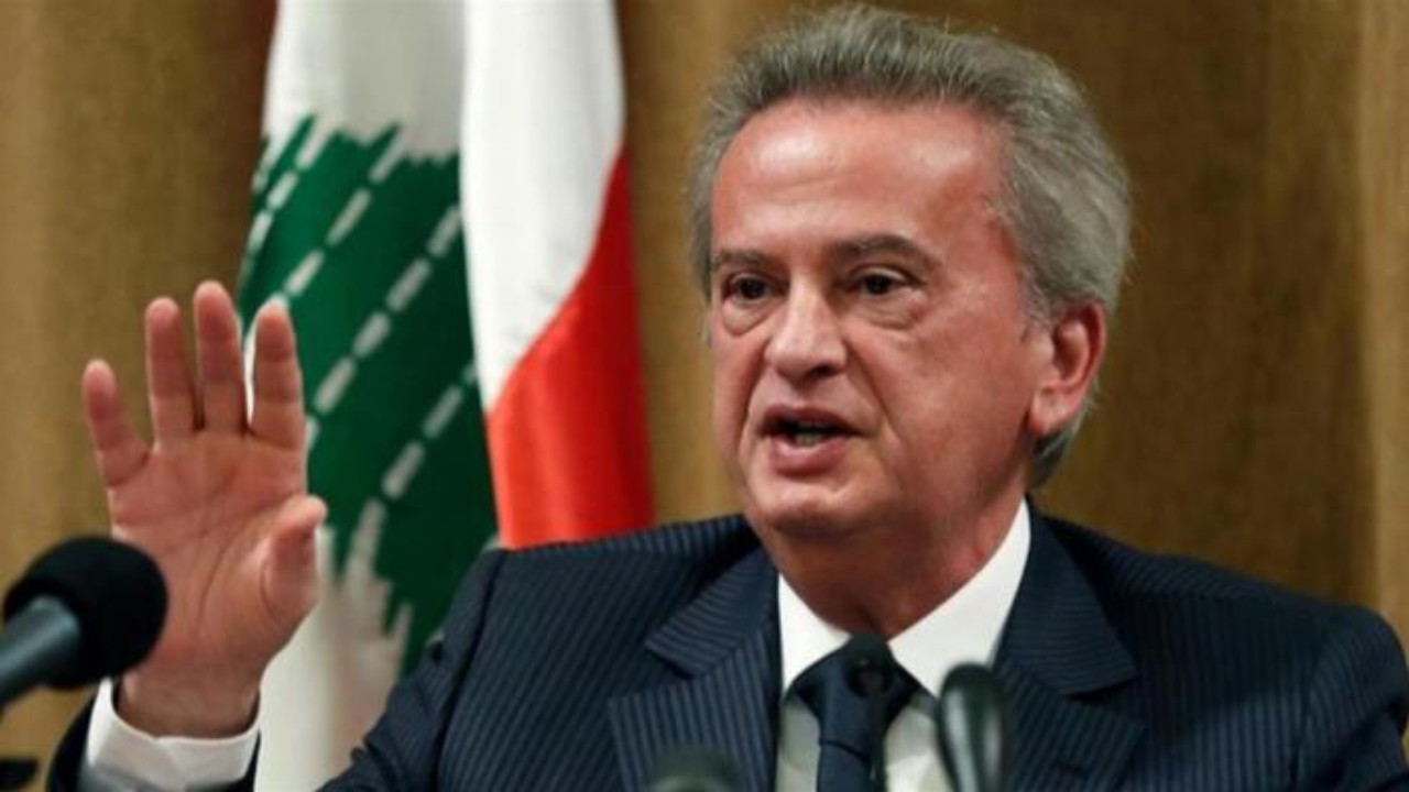 استجواب حاكم مصرف لبنان بتهم فساد