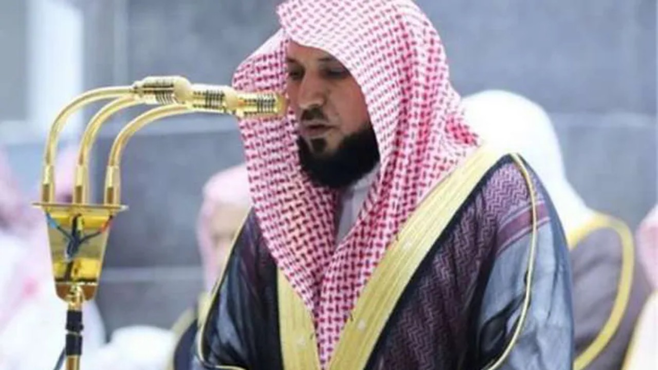 خطيب المسجد الحرام: الصدقة تنفع صاحبها حتى لو أخرجت عنه بعد موته (فيديو)