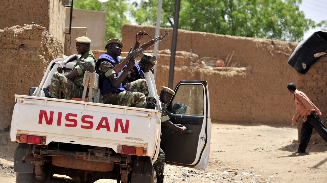 مصرع ستة مدنيين و30 مسلحا بهجوم شمالي بوركينا فاسو