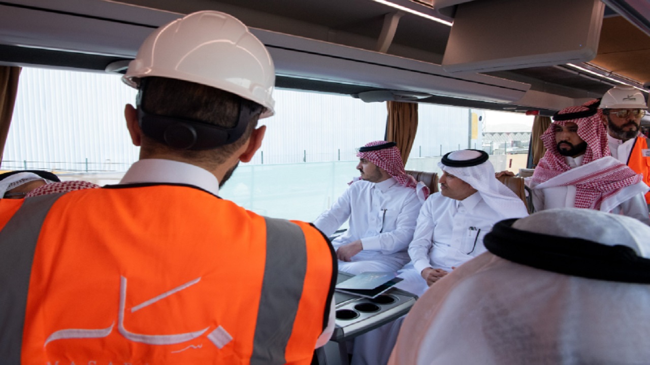 بالصور .. افتتاح طريق الملك عبدالعزيز المؤقت في مكة