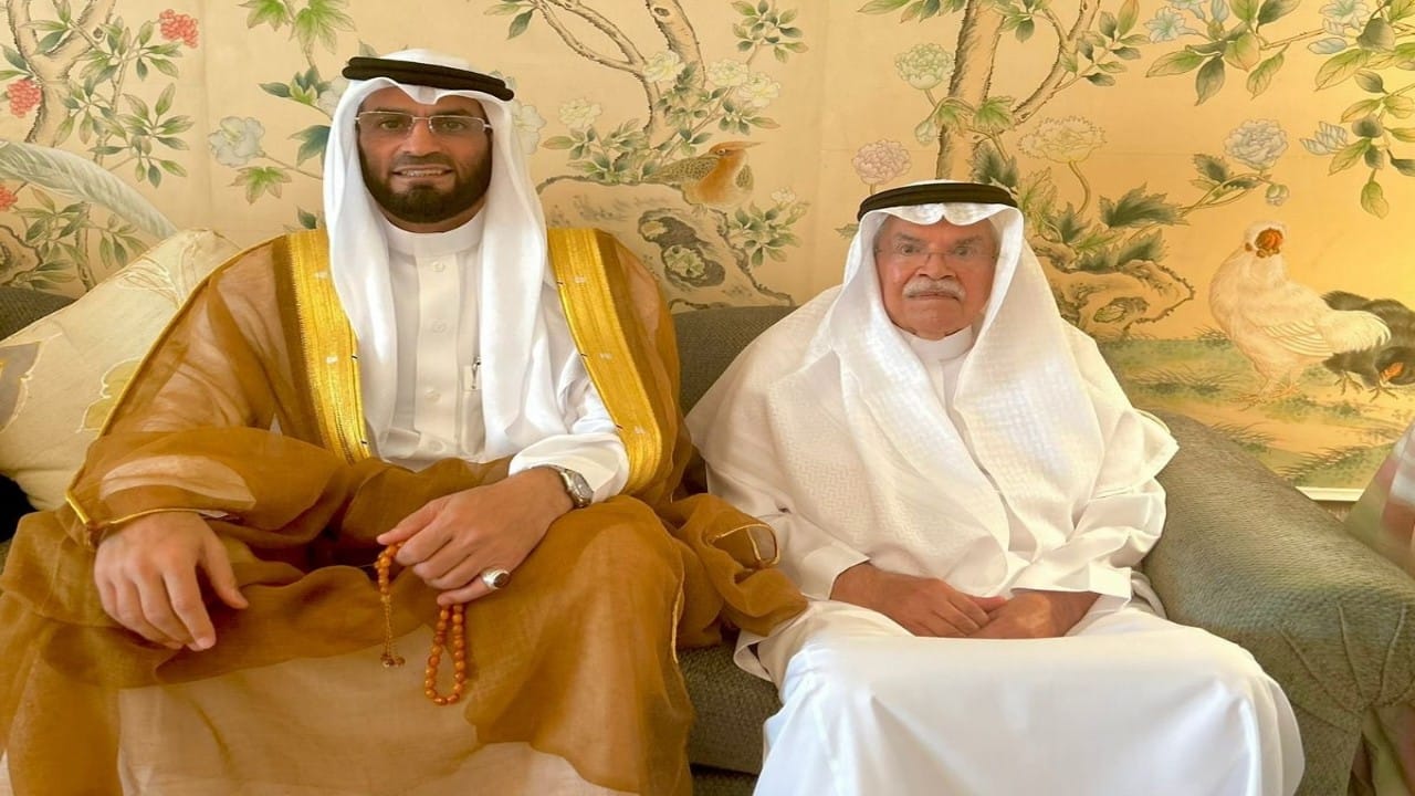 بالفيديو والصور.. ظهور وزير البترول السابق علي النعيمي في عيد الفطر