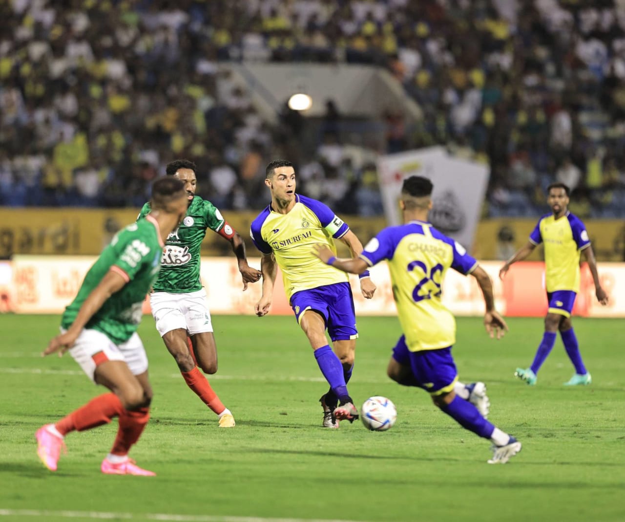 مباريات دوري المحترفين تصل إلى شاشات 170 دولة في العالم