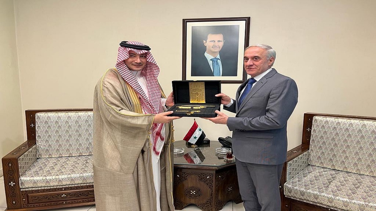 فريق سعودي يصل دمشق لمناقشة آليات فتح سفارة المملكة في سوريا