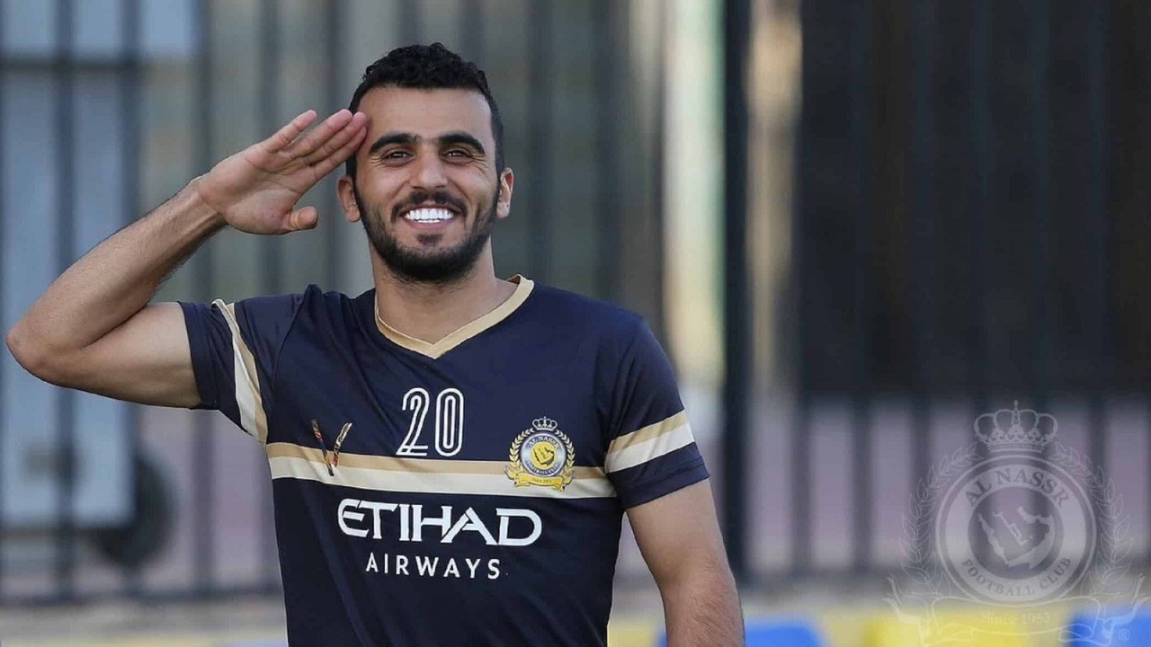 Al-Nasr Club Defender Hamad Al Mansour Nears Transfer as Al-Okhdood Club Expresses Interest