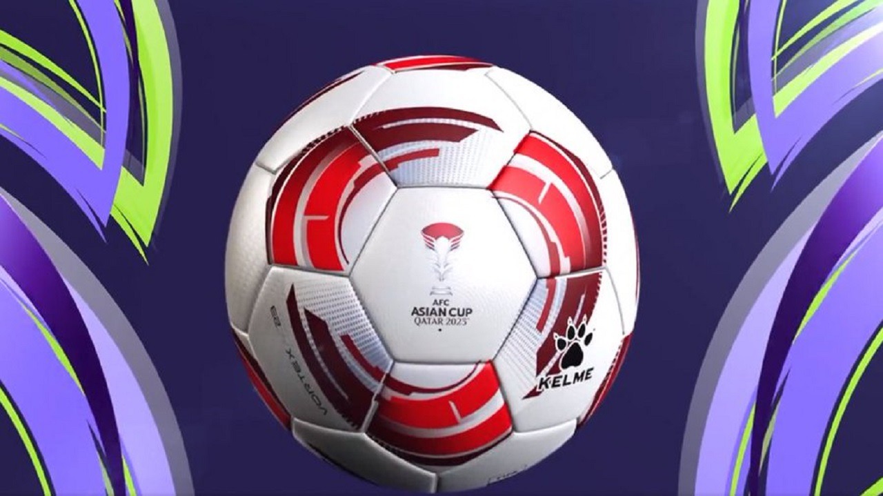 الكشف عن تصميم الكرة الرسمية لـ كأس آسيا ..فيديو