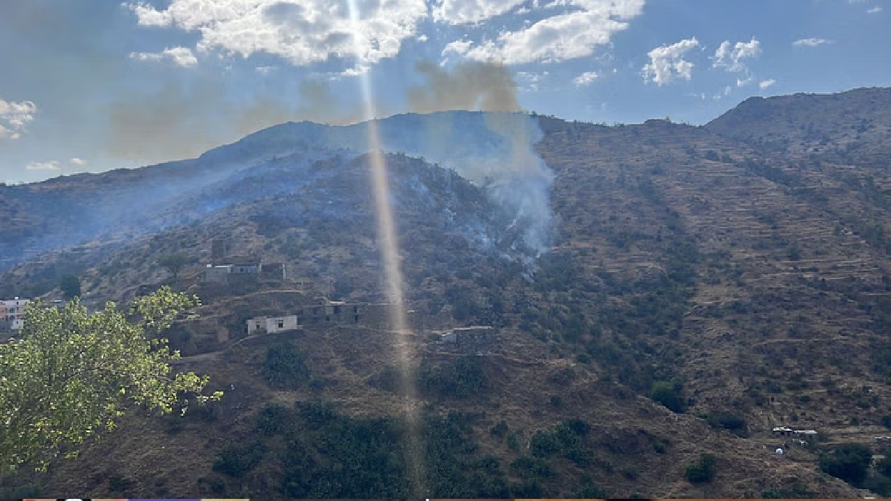 اندلاع حريق في جبال بالمندق