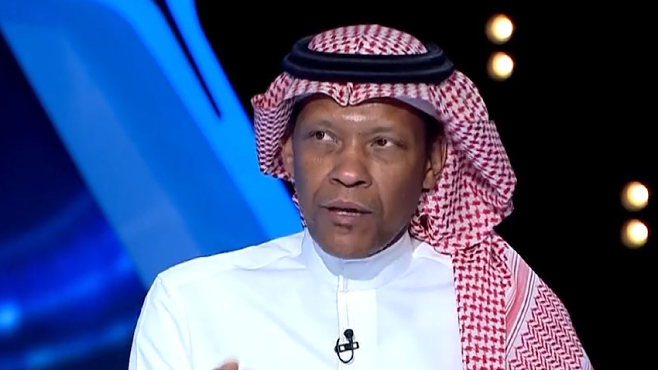 محمد الدعيع : مدرب الأهلي يختار تشكيلة فقط وداخل الملعب لا يفعل شيء .. فيديو